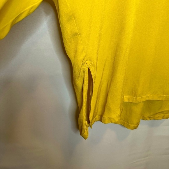 Vince Blouse 100% Silk Chartreuse Color Popover Henley Long Sleeve Oversized M - Picture 5 of 10